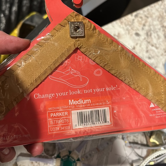 Lyndsay Phillips interchangeable Snaps. Size 7-8 Medium - Picture 2 of 7